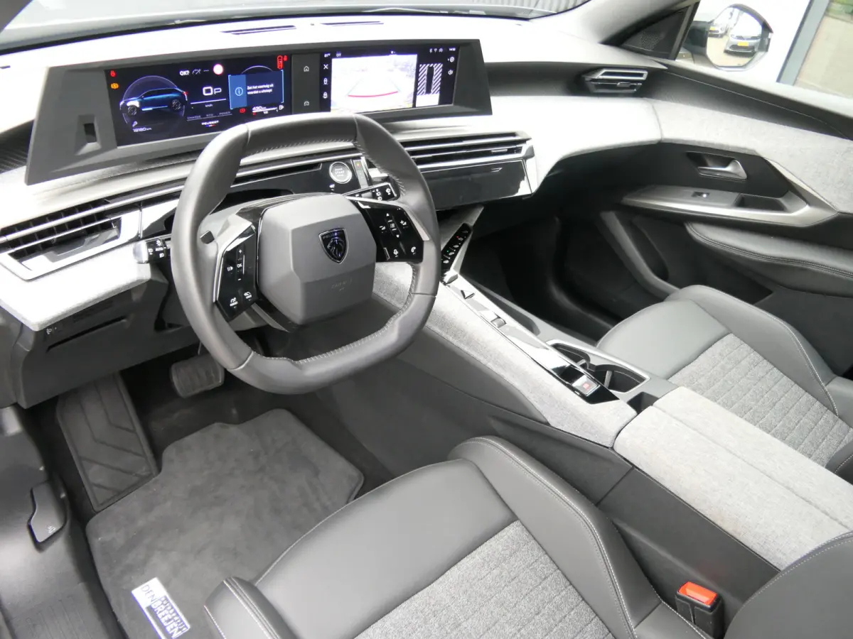 1.2 Hybrid 145pk Allure Automaat | 7 persoons | Camera | Apple Carplay/ Android Auto