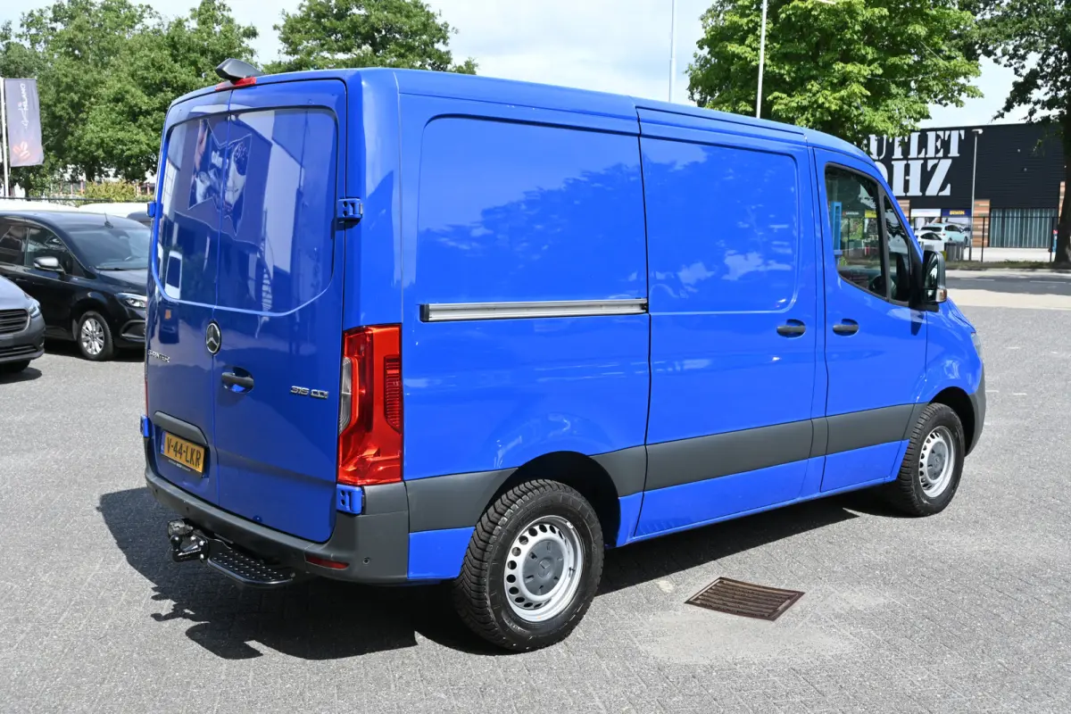 316 CDI L1H1 RWD Trekhaak, MBUX met camera