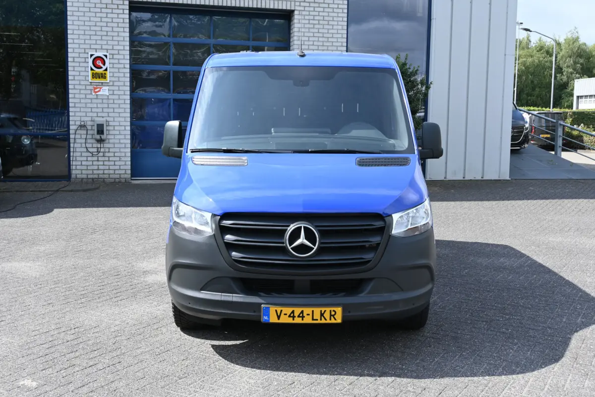 316 CDI L1H1 RWD Trekhaak, MBUX met camera