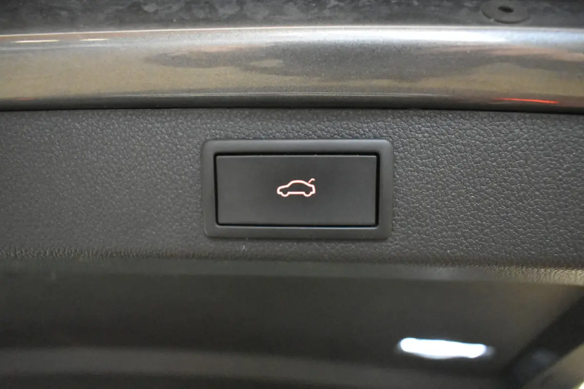 1.4 TSI iV Style Vol leder 360ºCam El aKlep + Trekh Dhoek