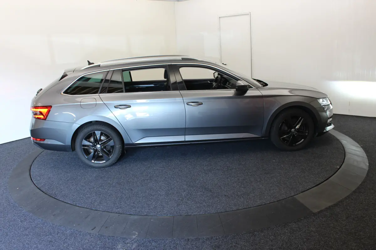 1.4 TSI iV Style Vol leder 360ºCam El aKlep + Trekh Dhoek