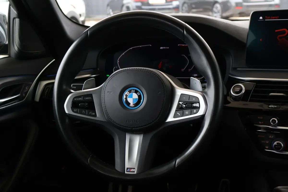 545e xDrive | M Sport | Panorama Dak | Stoelverwarming