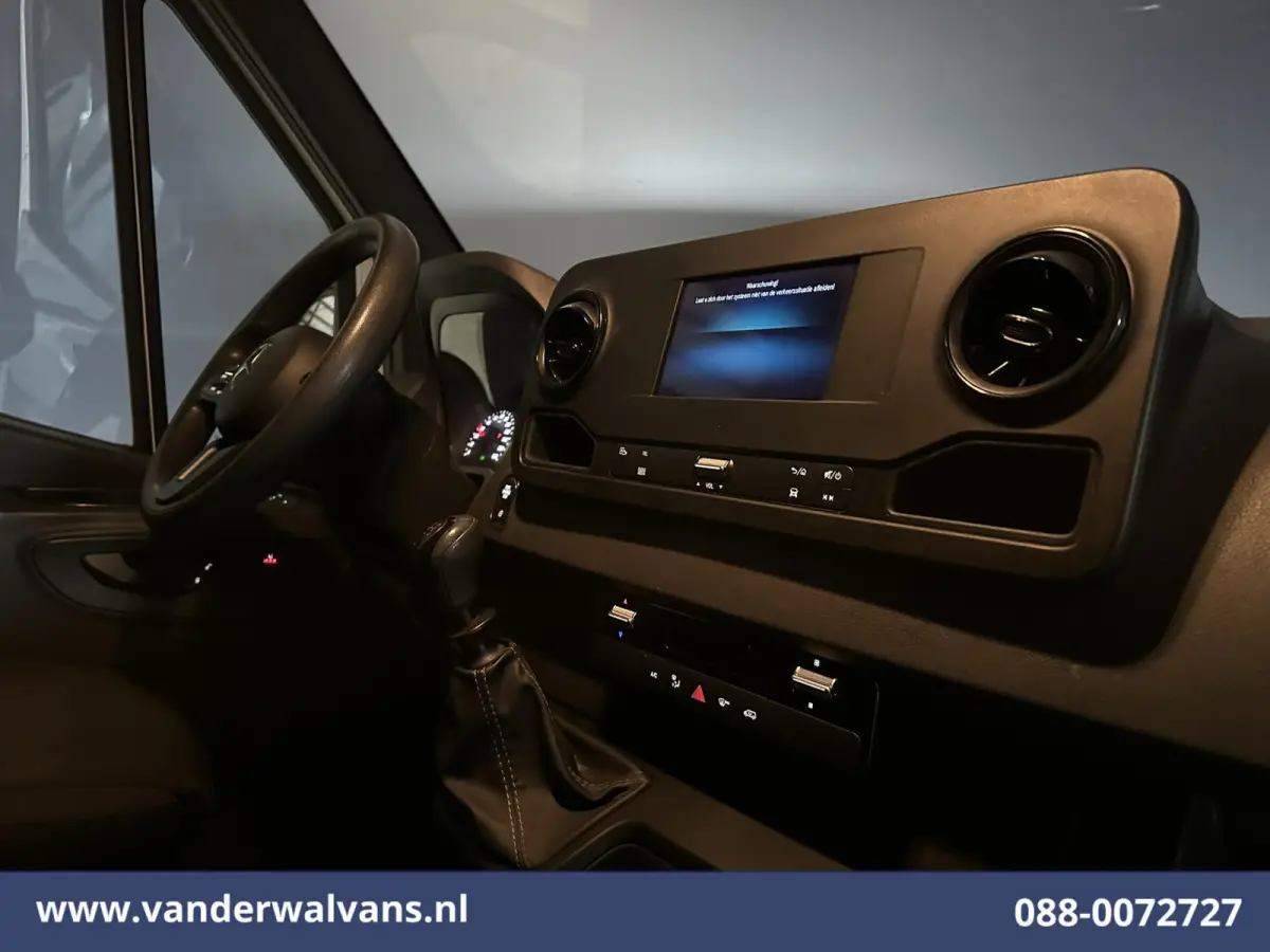 214 CDI 143pk L2H2 Euro6 Airco | Camera | Apple Carplay | Cruisecontrol | Trekhaak Android Auto, Stoelverwarming, Parkeersensoren, Bijrijdersbank