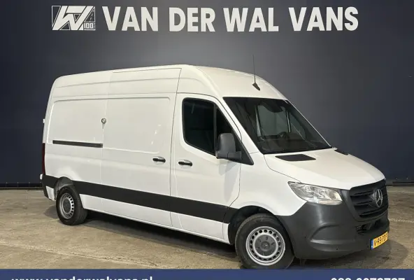 214 CDI 143pk L2H2 Euro6 Airco | Camera | Apple Carplay | Cruisecontrol | Trekhaak Android Auto, Stoelverwarming, Parkeersensoren, Bijrijdersbank