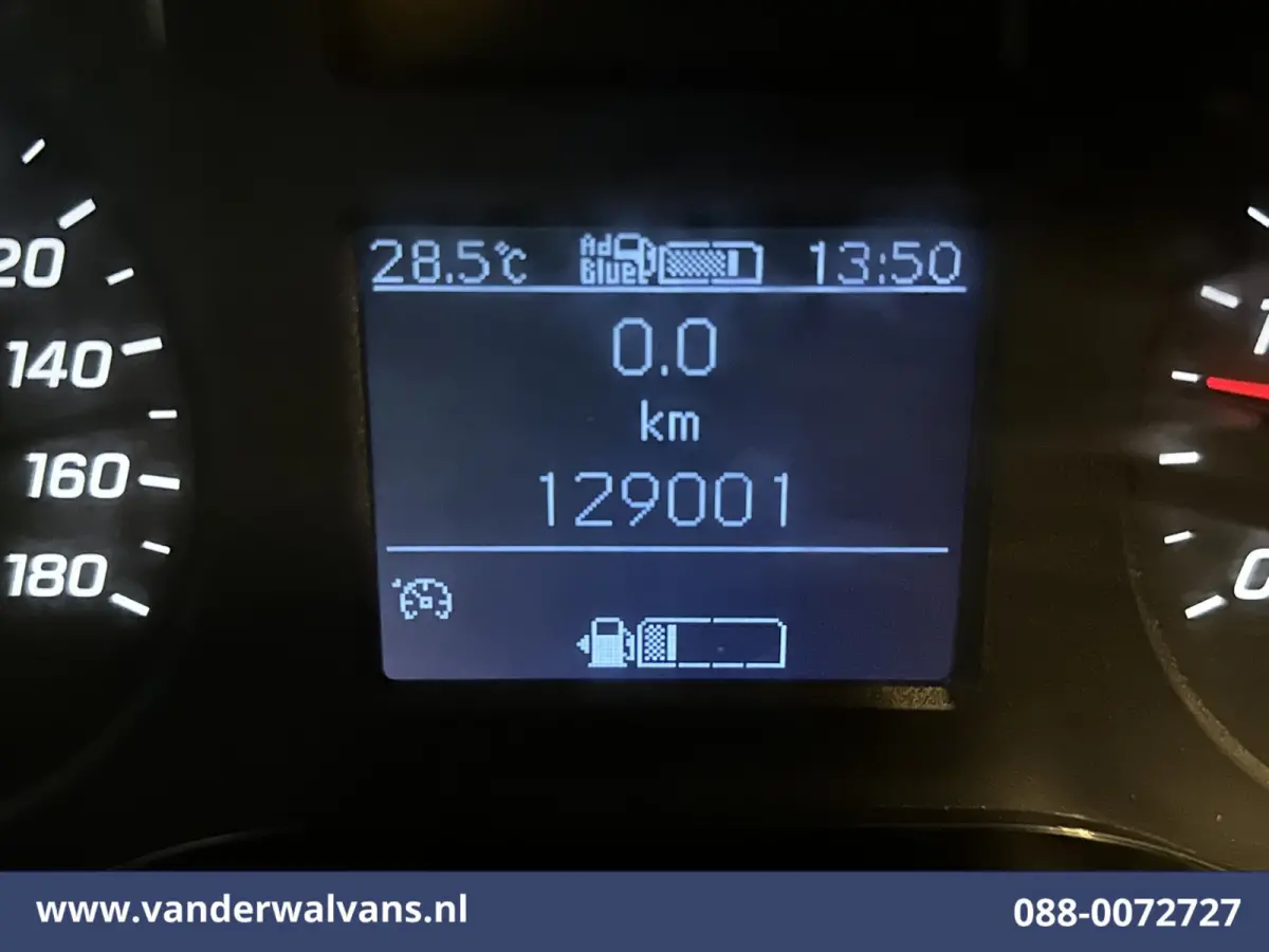 214 CDI 143pk L2H2 Euro6 Airco | Camera | Apple Carplay | Cruisecontrol | Trekhaak Android Auto, Stoelverwarming, Parkeersensoren, Bijrijdersbank