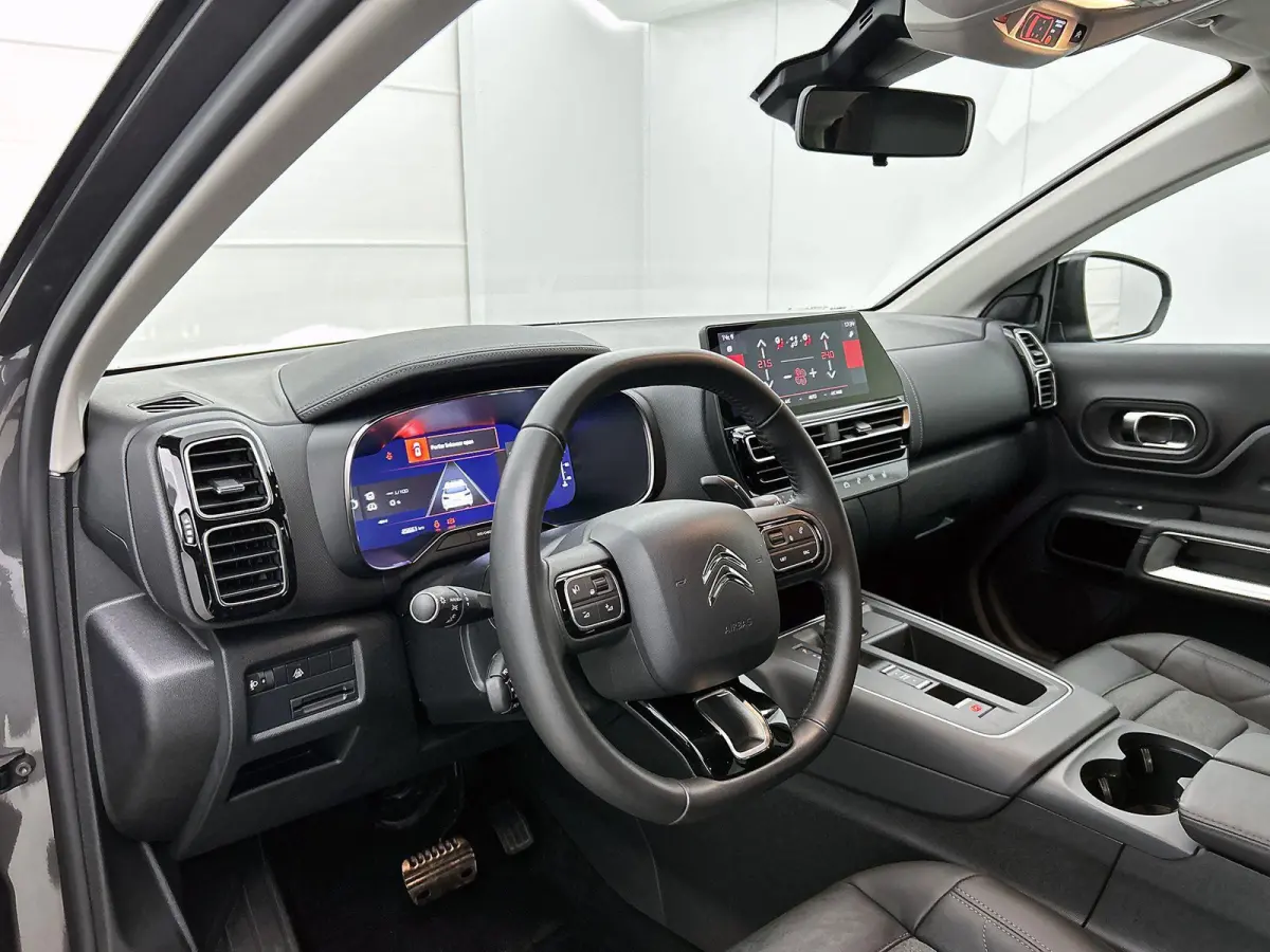 SUV Plus Hybrid 145pk Automaat | Navigatie | Achteruitrijcamera | Climate Control | Cruise Control | Parkeersensoren v+a | Keyless | Half lederen comfortstoelen | Stoelverwarming | Led kopla