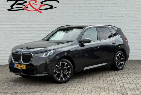 30e xDrive PHEV Fabrieksgarantie mei 2028 SOH 99% Clima Cruise Head-Up Stoelverwarming/ koeling Apple / Android 360 camera