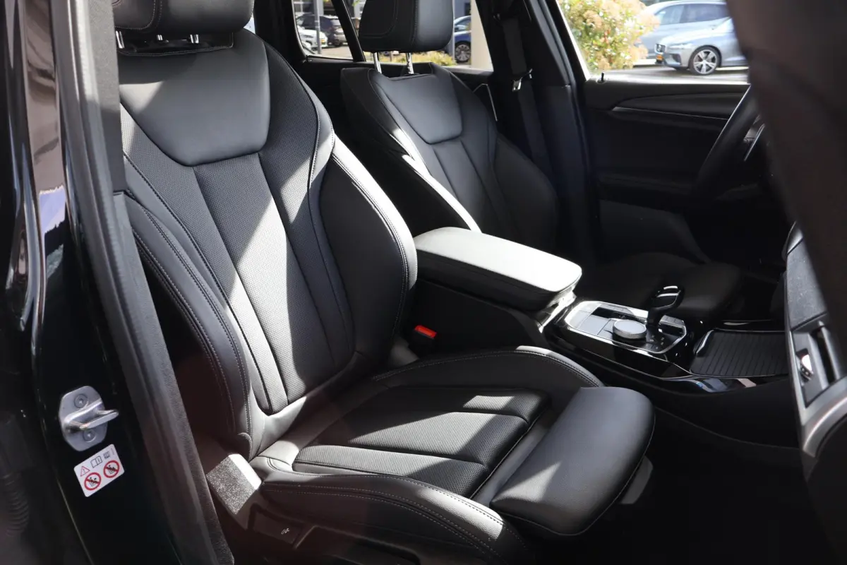 xDrive30e | SOH 91,6% | M Sportpakket | HiFi Sound System | Head-Up Display | Panorama Dak | Comfort Access