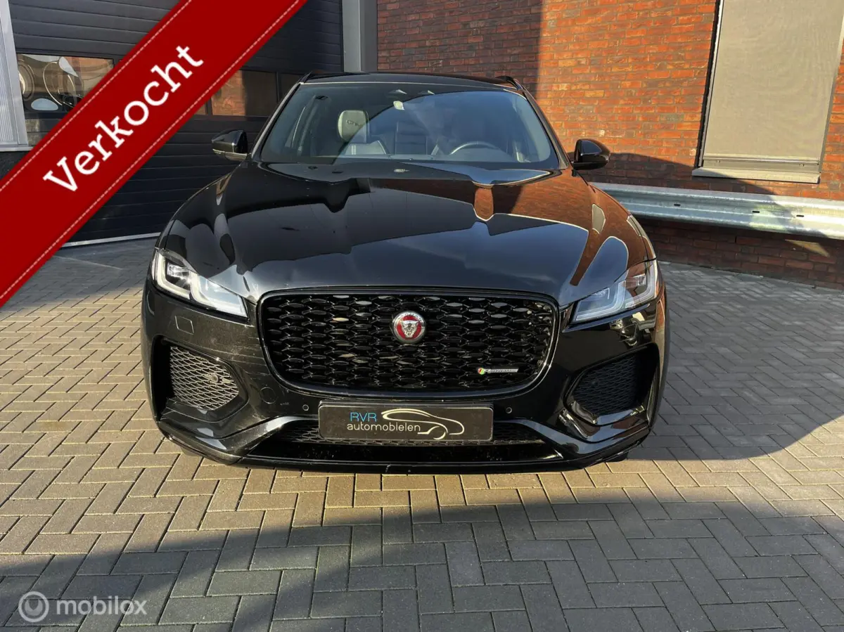2.0 P400e PHEV R-Dynamic Black