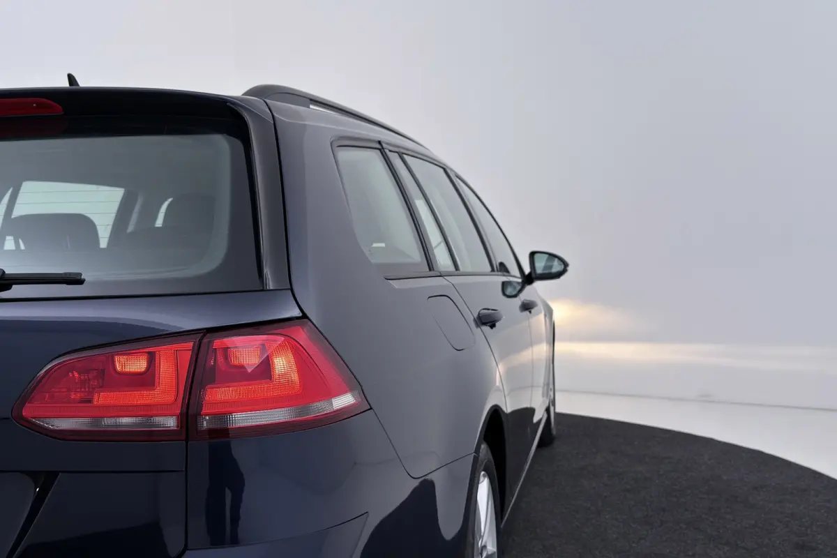 1.4 TSI Connected Series R-Line | Trekhaak | Stoelverwarming | Navigatie | Sportstoelen |