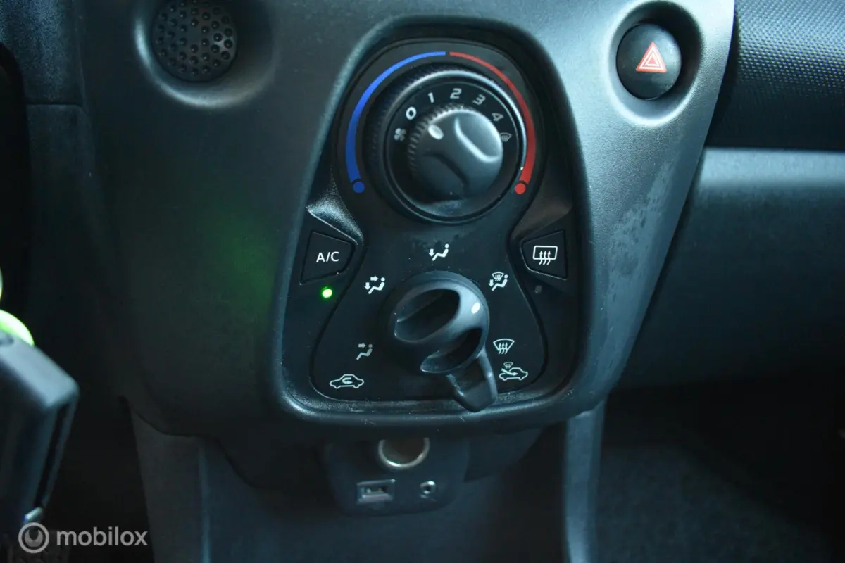 1.0 VVT-i x 5DRS, 2018 Airco|101DKM!