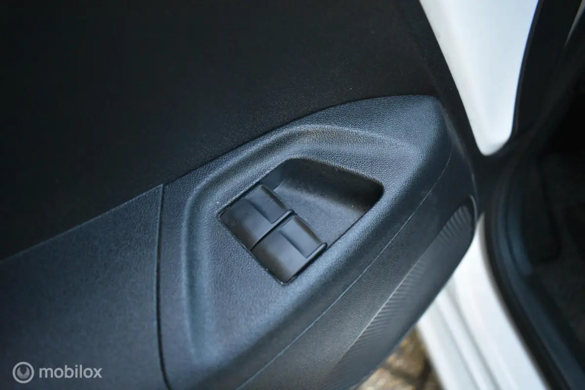 1.0 VVT-i x 5DRS, 2018 Airco|101DKM!