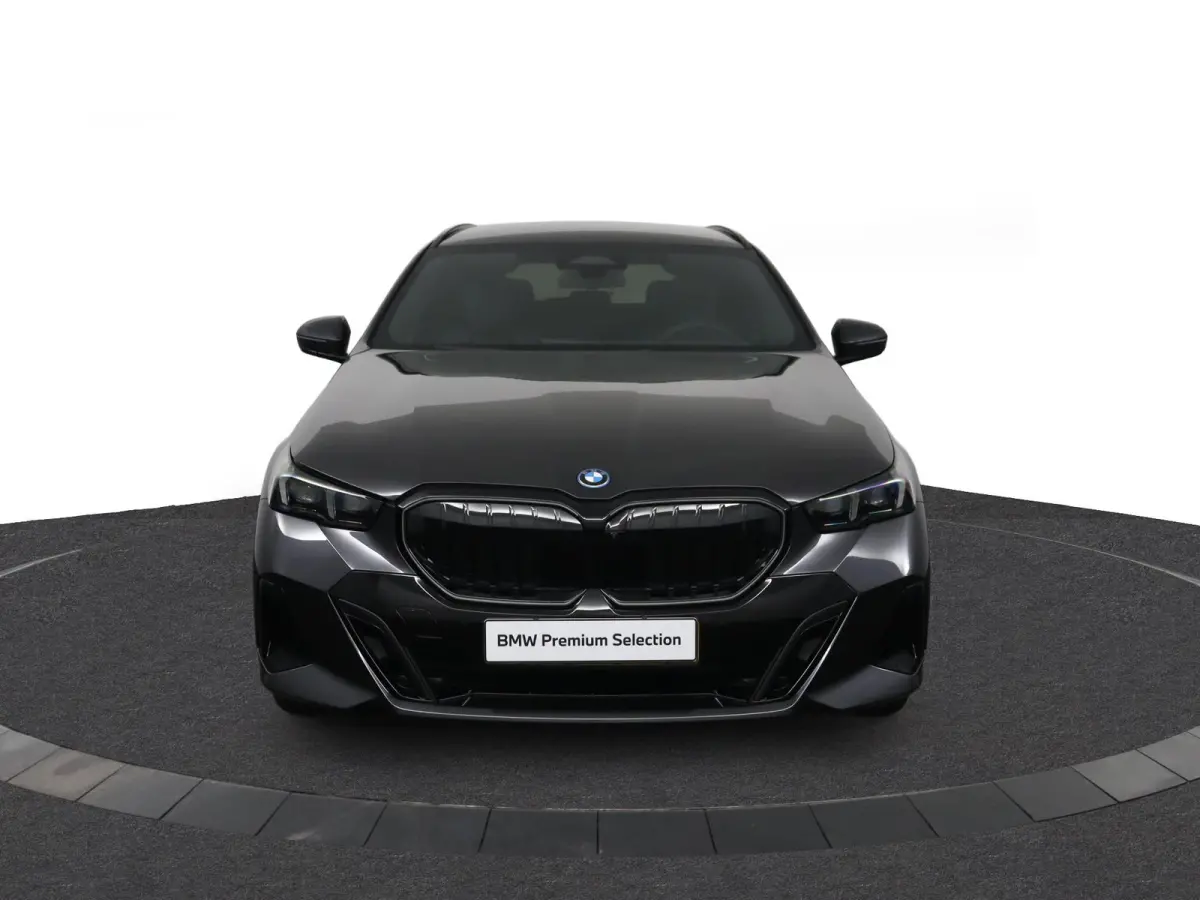 530e M Sport Edition | SOH 100% |  M Sportpakket Pro | Innovation Pack | Trekhaak | Panoramadak | Harman-Kardon | Driving Assistant Plus