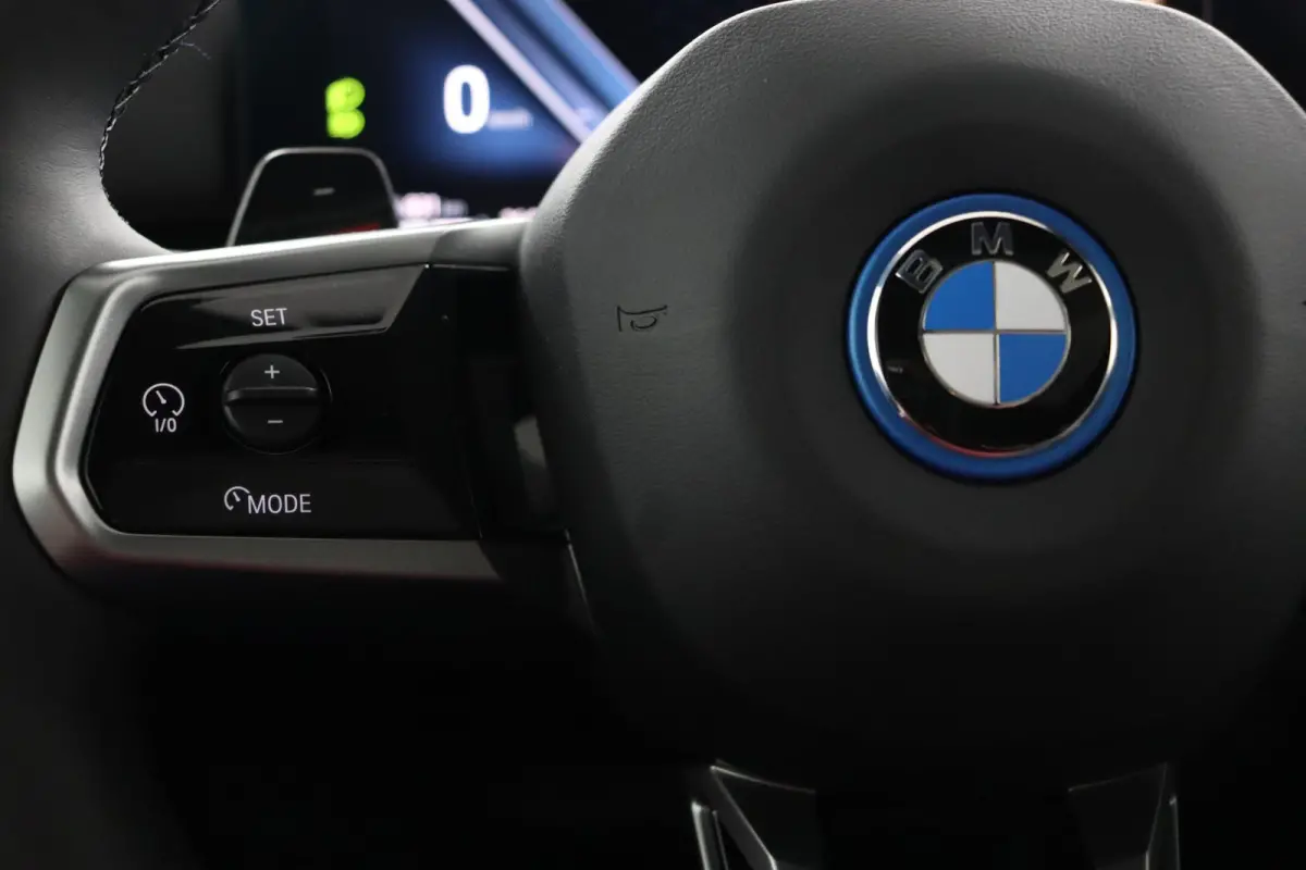 530e M Sport Edition | SOH 100% |  M Sportpakket Pro | Innovation Pack | Trekhaak | Panoramadak | Harman-Kardon | Driving Assistant Plus