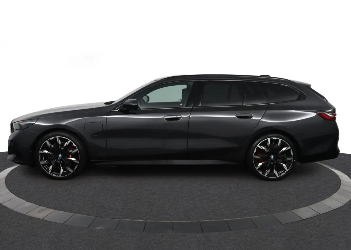 530e M Sport Edition | SOH 100% |  M Sportpakket Pro | Innovation Pack | Trekhaak | Panoramadak | Harman-Kardon | Driving Assistant Plus