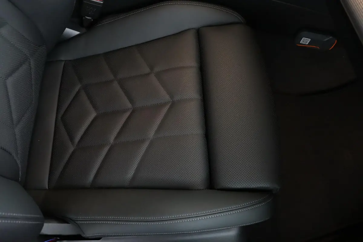 530e M Sport Edition | SOH 100% |  M Sportpakket Pro | Innovation Pack | Trekhaak | Panoramadak | Harman-Kardon | Driving Assistant Plus