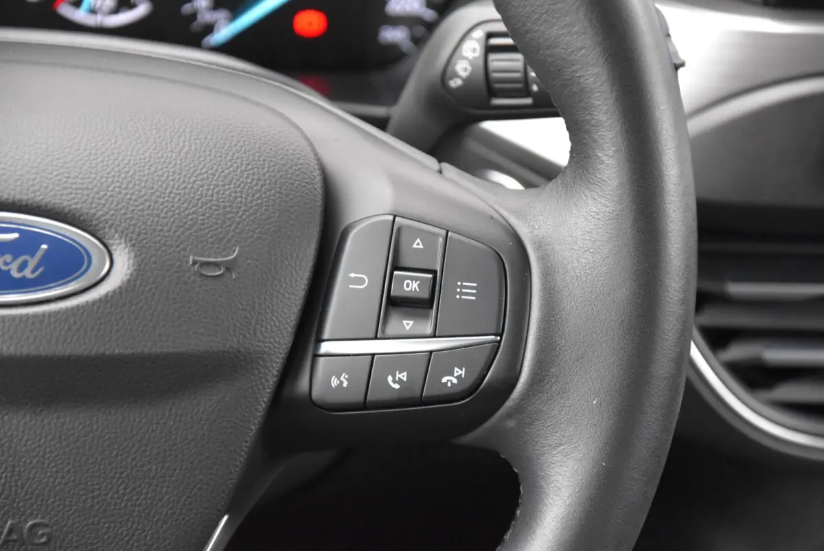 1.0 EcoBoost | Cruise | PDC | Carplay |