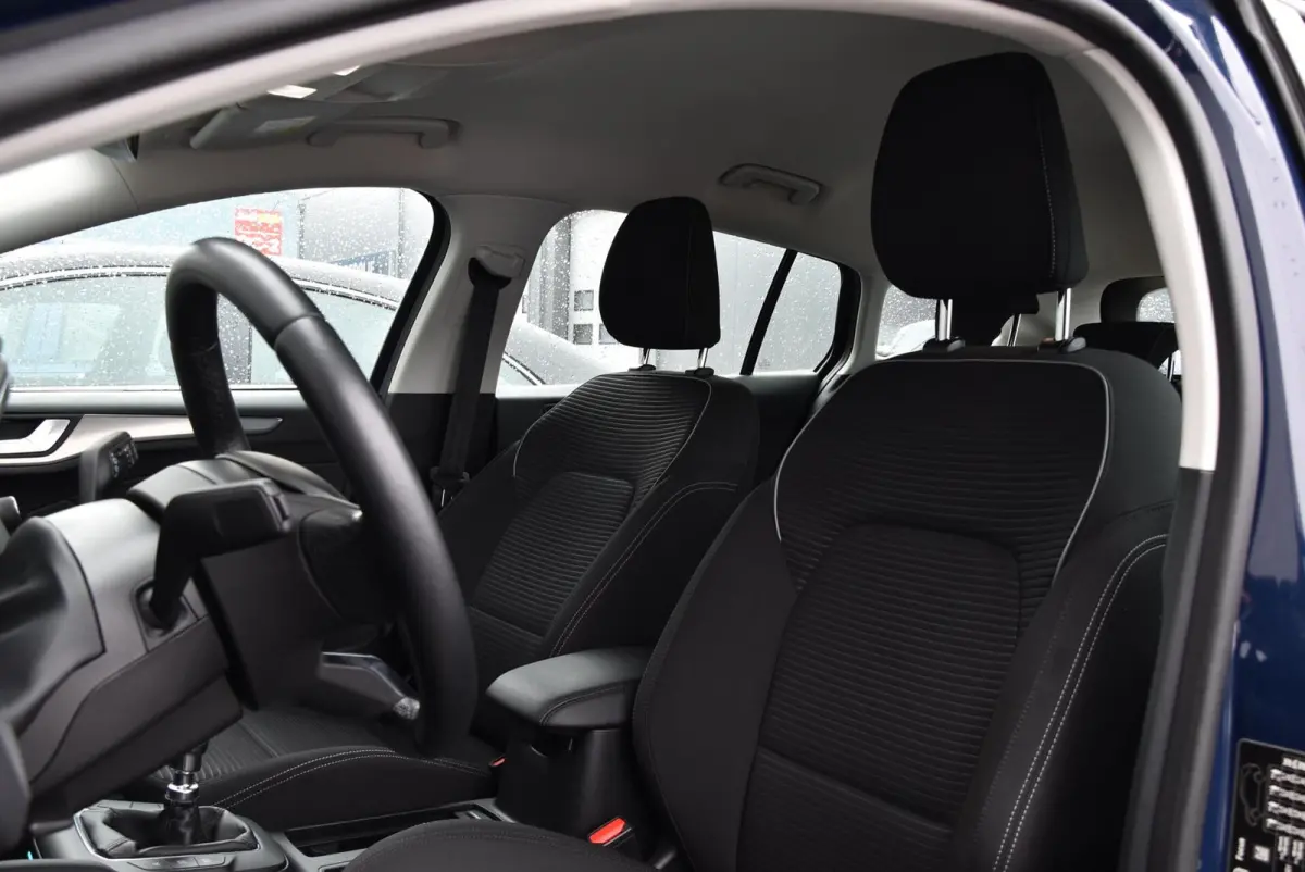 1.0 EcoBoost | Cruise | PDC | Carplay |