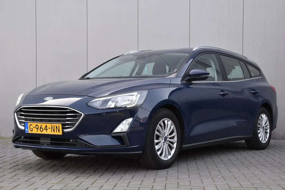 1.0 EcoBoost | Cruise | PDC | Carplay |