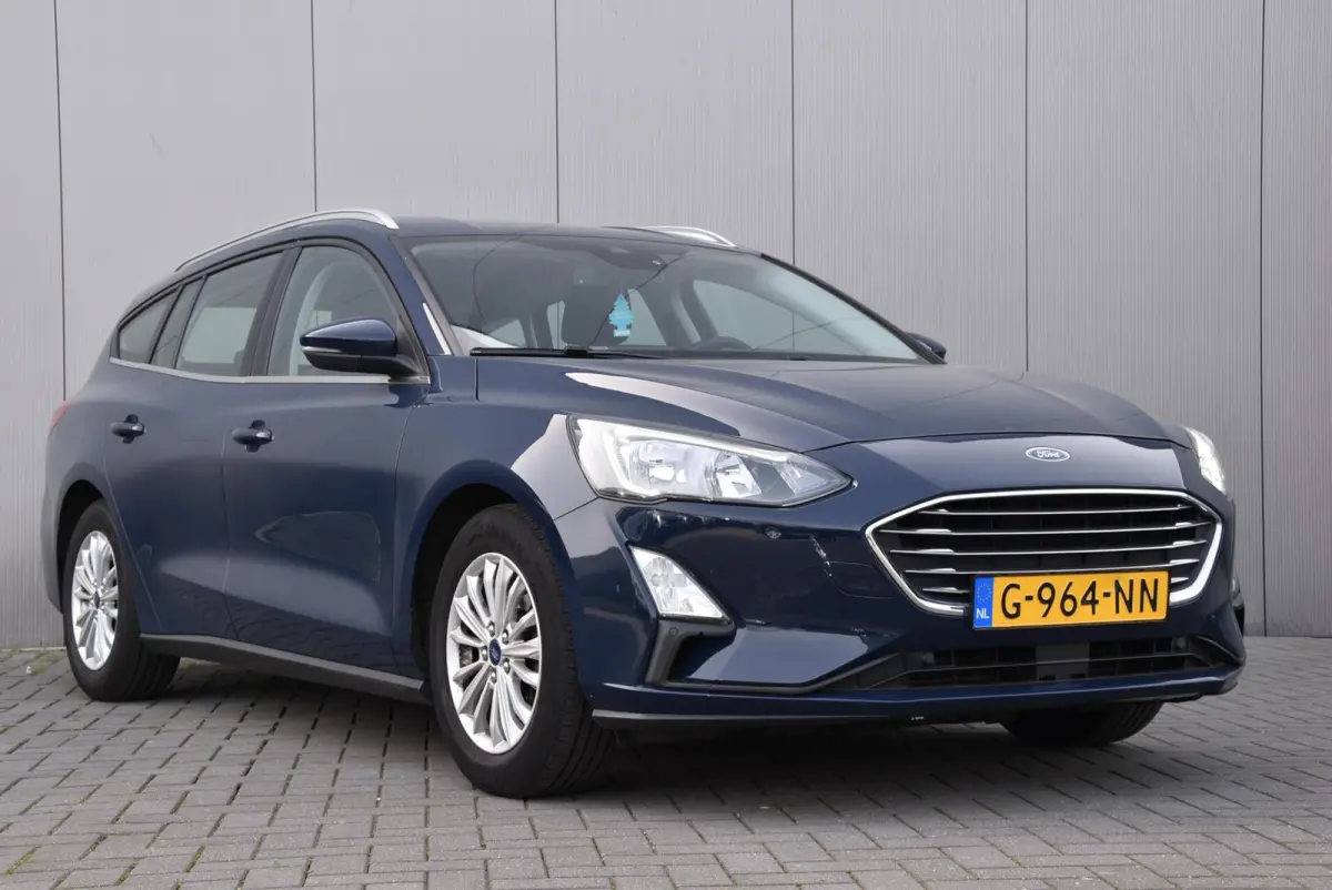 1.0 EcoBoost | Cruise | PDC | Carplay |