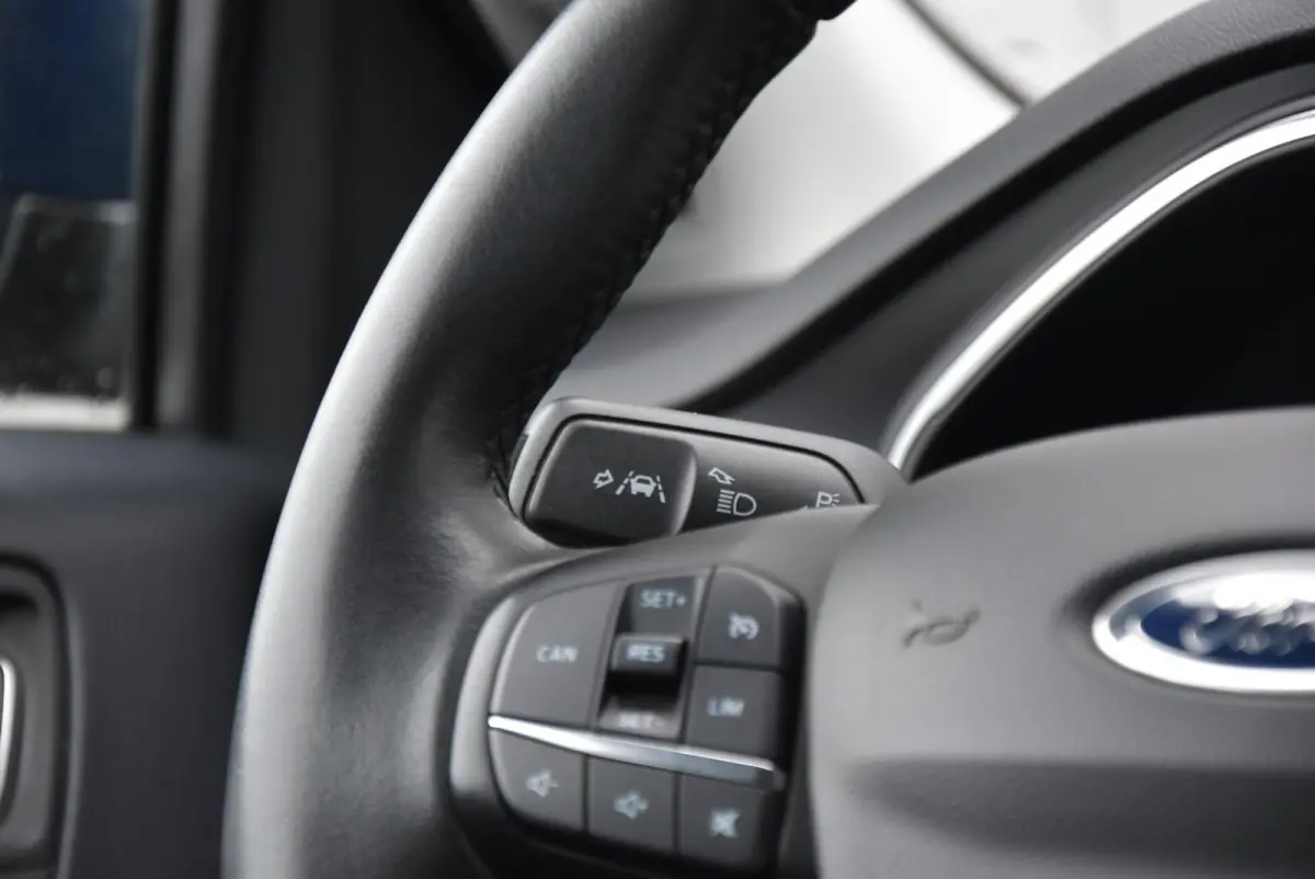 1.0 EcoBoost | Cruise | PDC | Carplay |