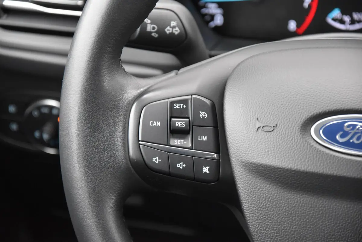 1.0 EcoBoost | Cruise | PDC | Carplay |