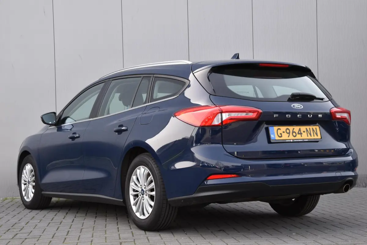 1.0 EcoBoost | Cruise | PDC | Carplay |