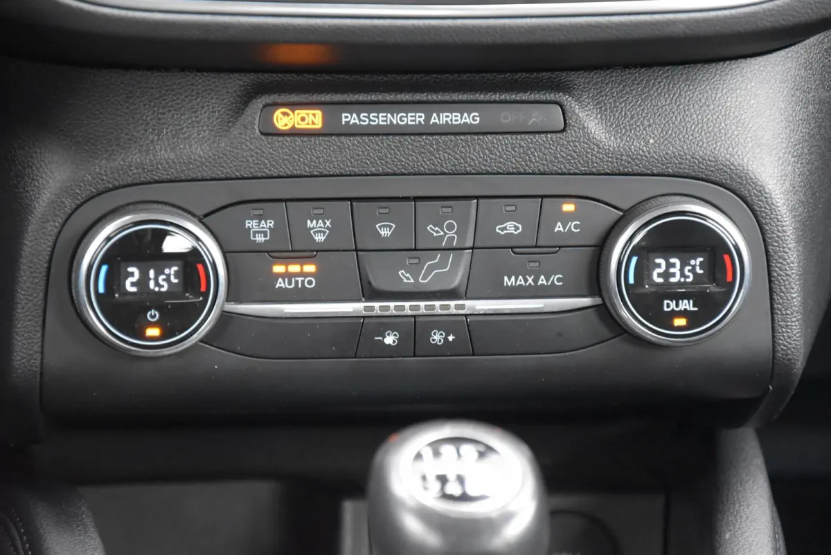 1.0 EcoBoost | Cruise | PDC | Carplay |