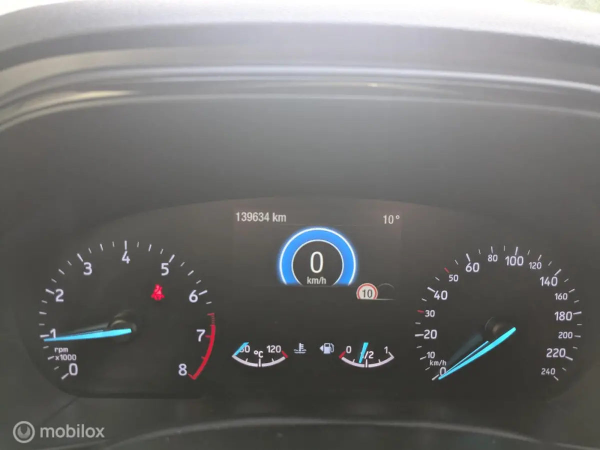 1.0 EcoBoost ST Line Business