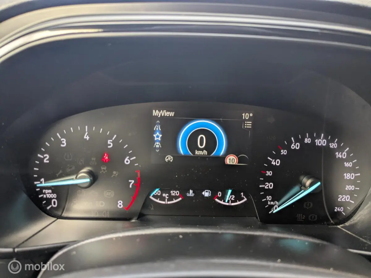1.0 EcoBoost ST Line Business