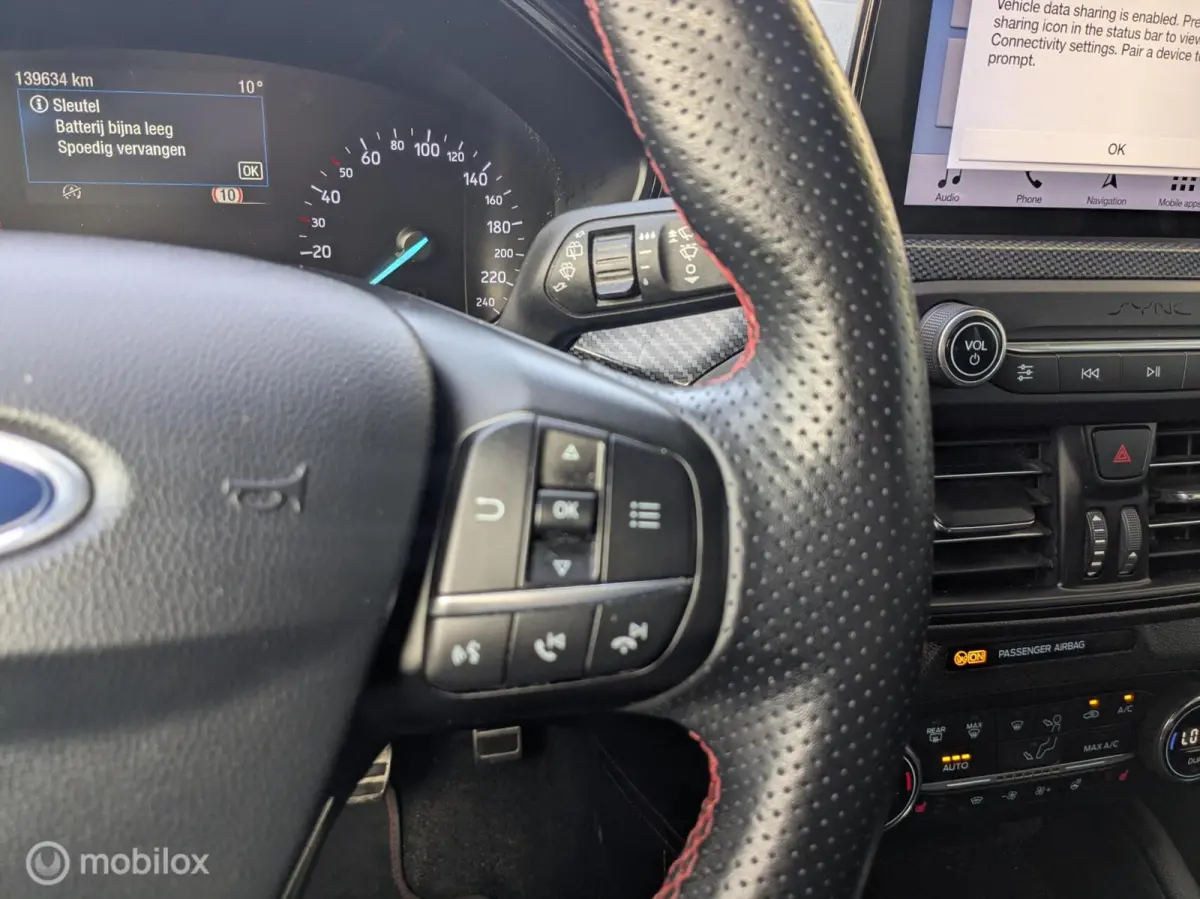 1.0 EcoBoost ST Line Business