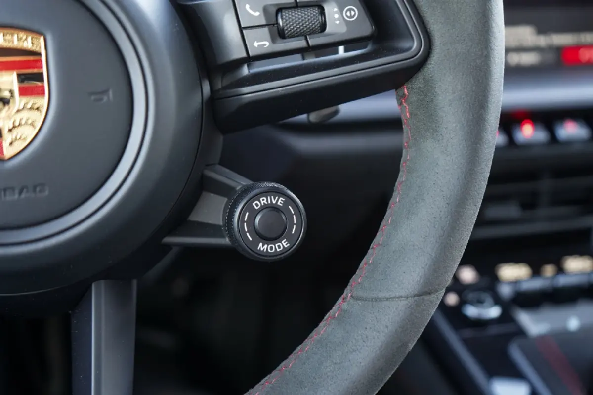 992 4.0 GT3 Clubsport | Buckets | Sport Chrono | Approved tot 20