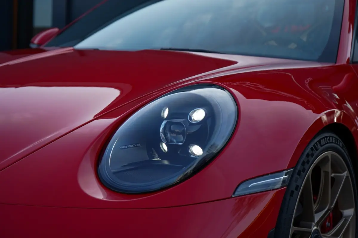992 4.0 GT3 Clubsport | Buckets | Sport Chrono | Approved tot 20