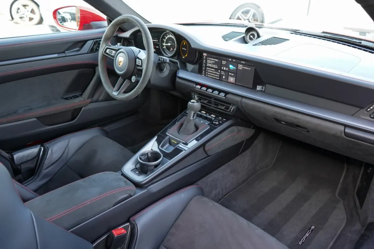 992 4.0 GT3 Clubsport | Buckets | Sport Chrono | Approved tot 20