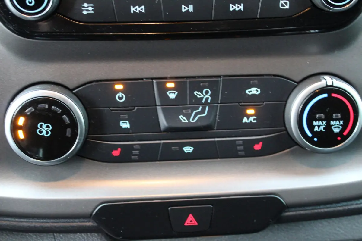 300 2.0 TDCI L2H2 Trend 170PK | Airco | Cruise Control | NAVI | CAMERA | INBOUW | NWE APK