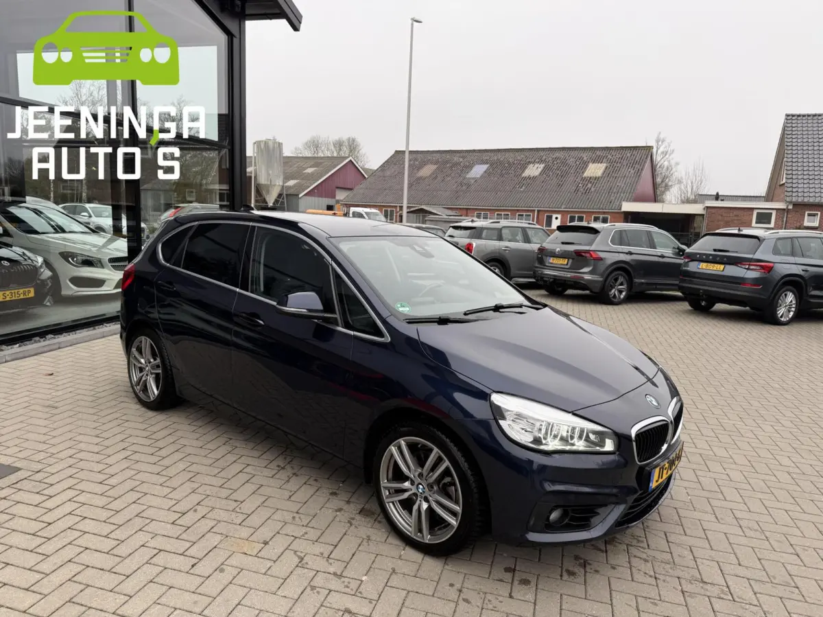 225xe PlugInHybride M sport|Navi|Clima|PDC