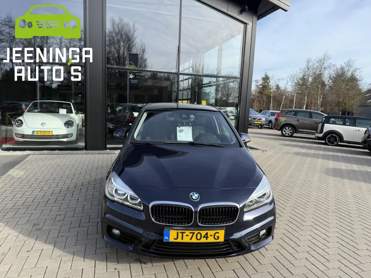 225xe PlugInHybride M sport|Navi|Clima|PDC