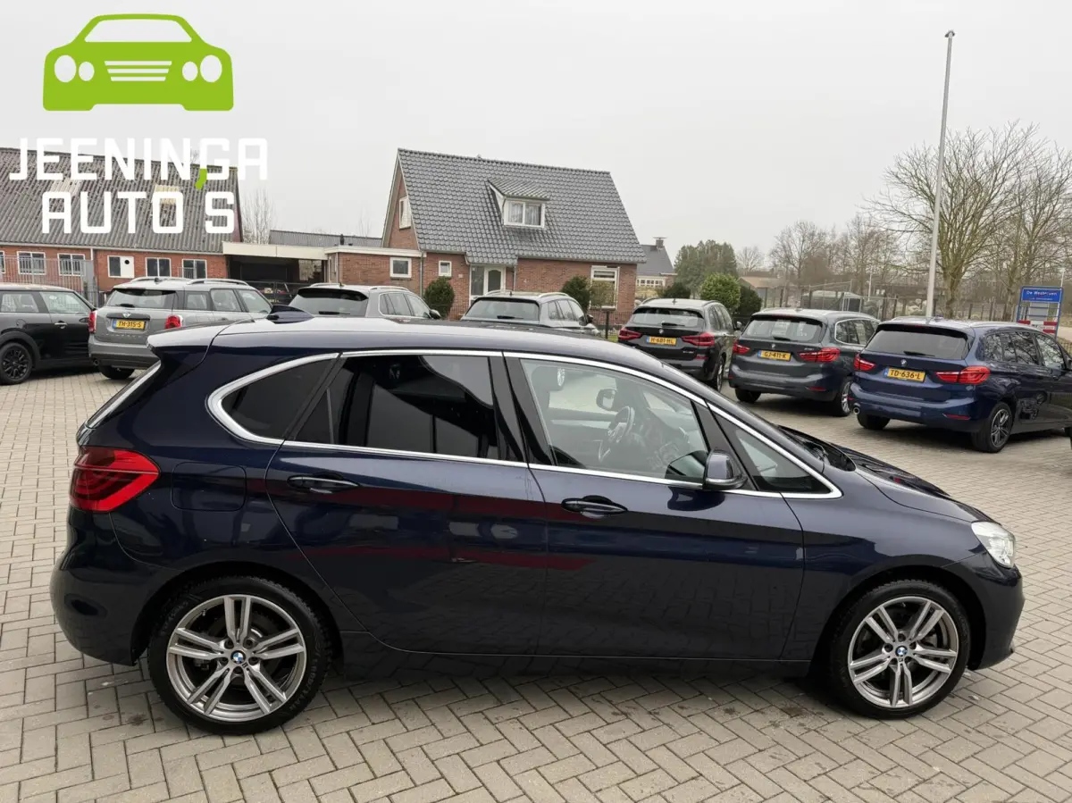 225xe PlugInHybride M sport|Navi|Clima|PDC