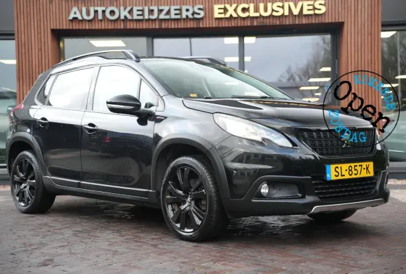 1.2 PureTech GT-line Black on black Panoramadak Lederen bekleding