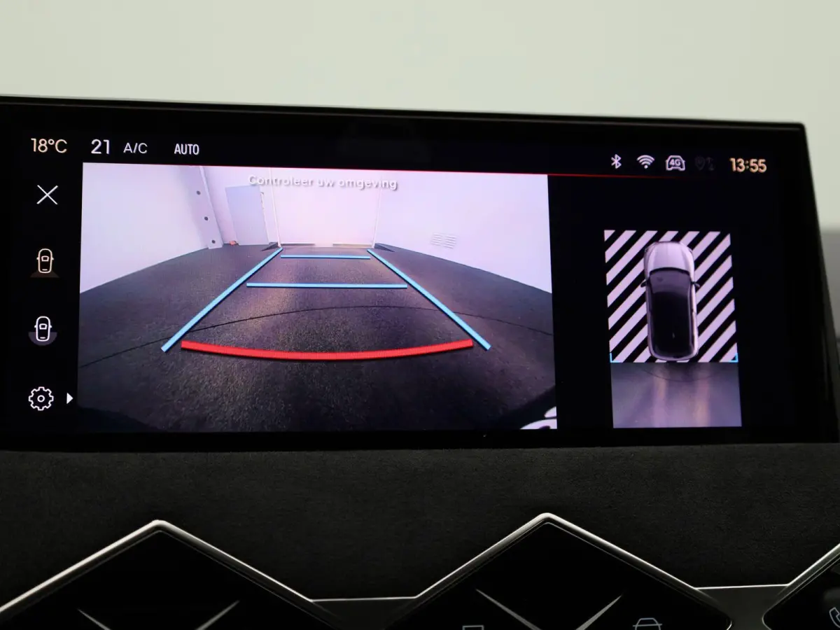 PERFORMANCE Line | Hoge instap| Parkeer camera | Apple Carpley - Android auto | Head-Up Display