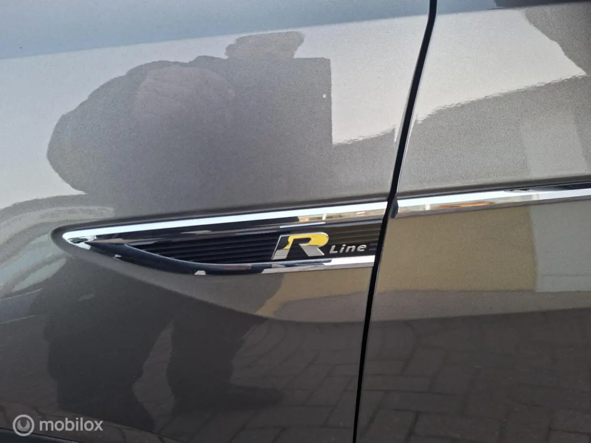 1.0 TSI Style Business R