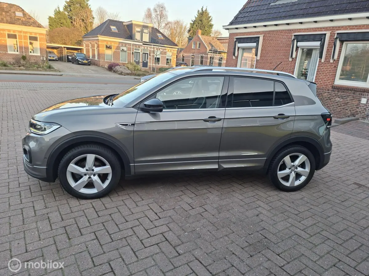 1.0 TSI Style Business R