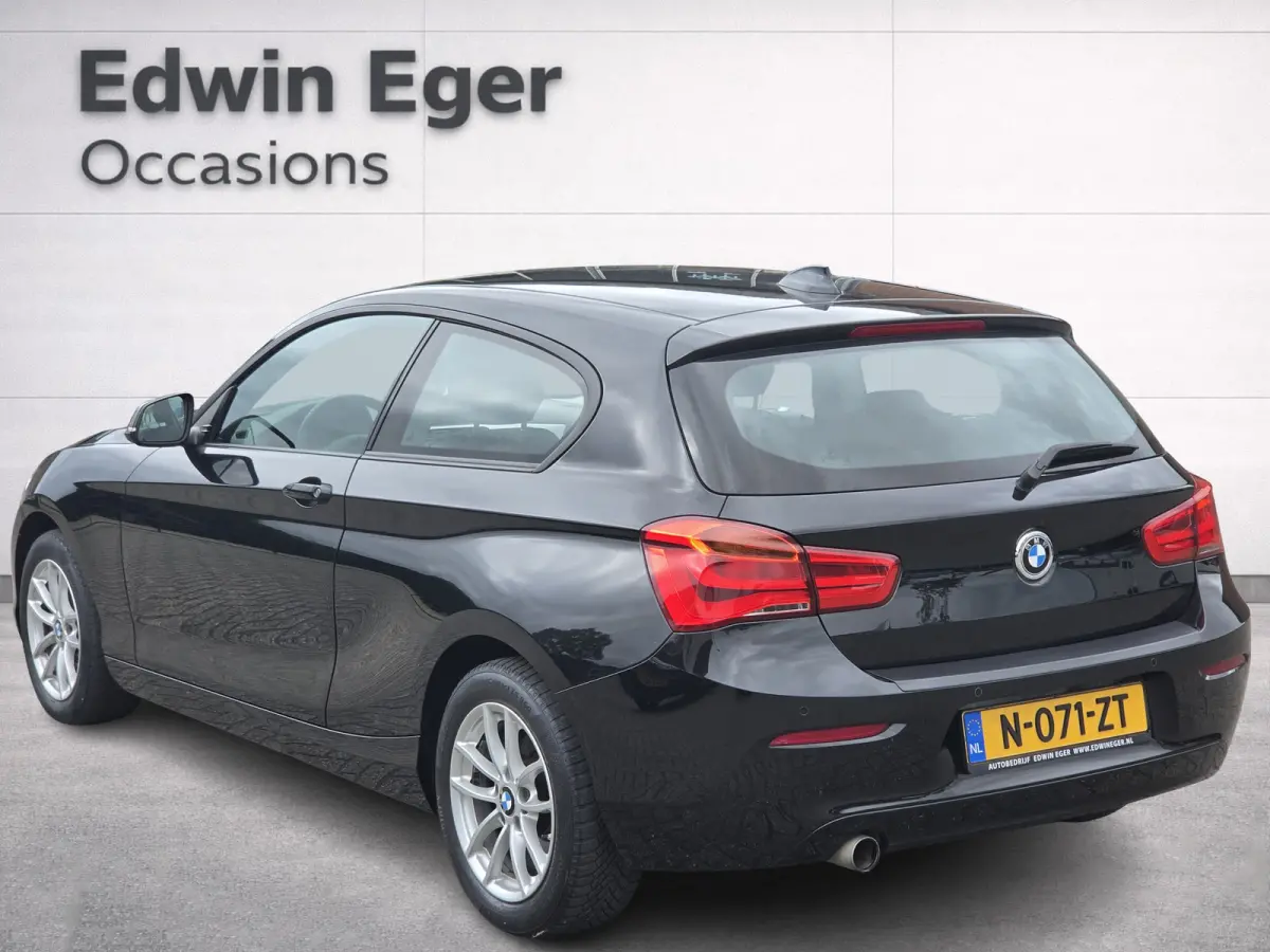 118i Executive | Leder |