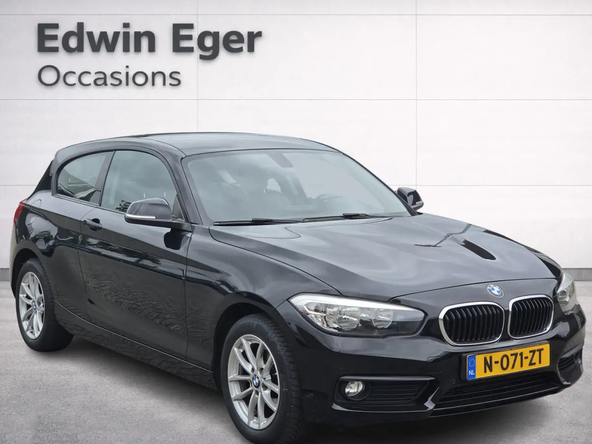 118i Executive | Leder |
