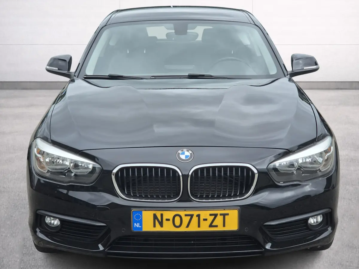118i Executive | Leder |