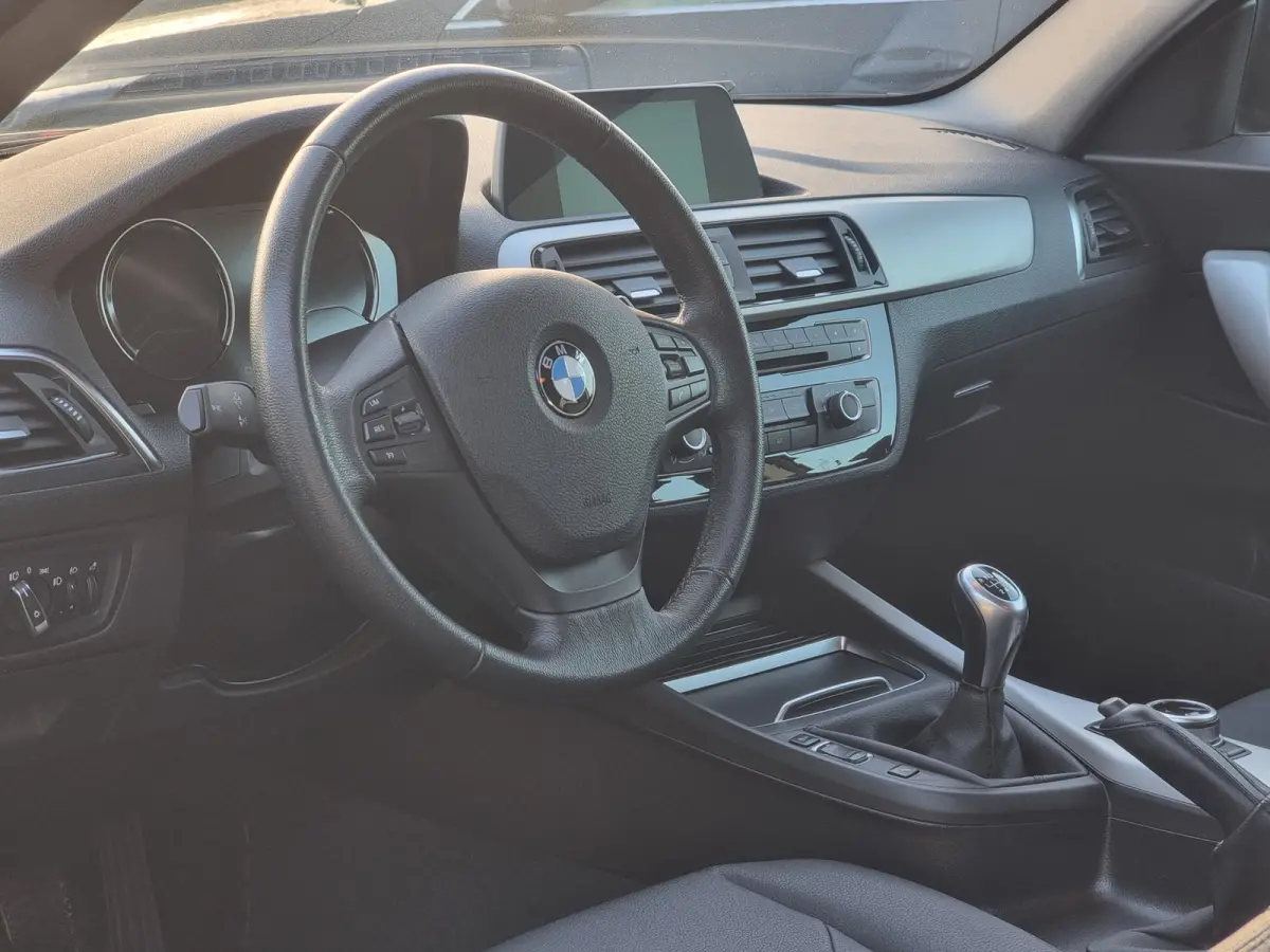 118i Executive | Leder |