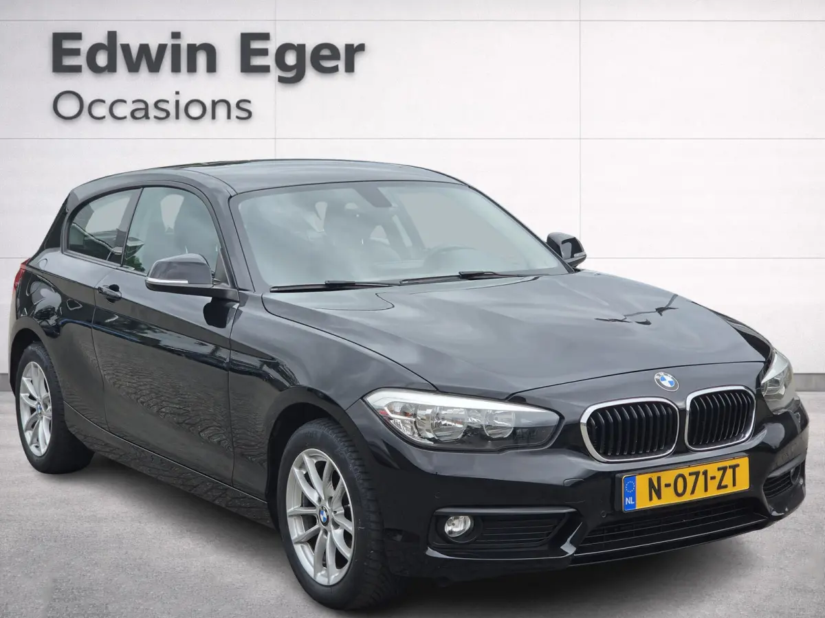 118i Executive | Leder |