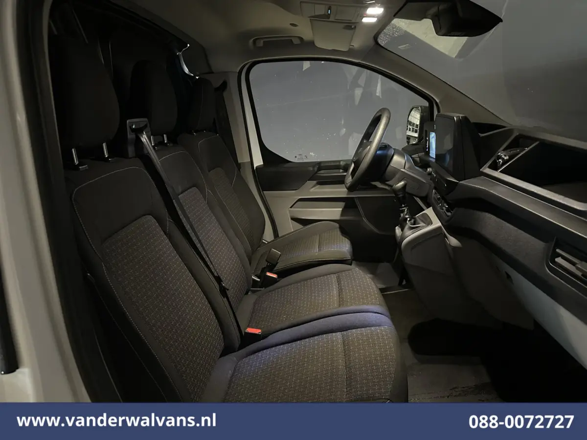 2.0 TDCI L1H1 Euro6 Airco | Camera | Apple Carplay | LED | Cruisecontrol Android Auto, Verwarmde voorruit, Parkeersensoren, Bijrijdersbank