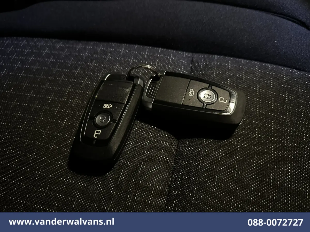 2.0 TDCI L1H1 Euro6 Airco | Camera | Apple Carplay | LED | Cruisecontrol Android Auto, Verwarmde voorruit, Parkeersensoren, Bijrijdersbank