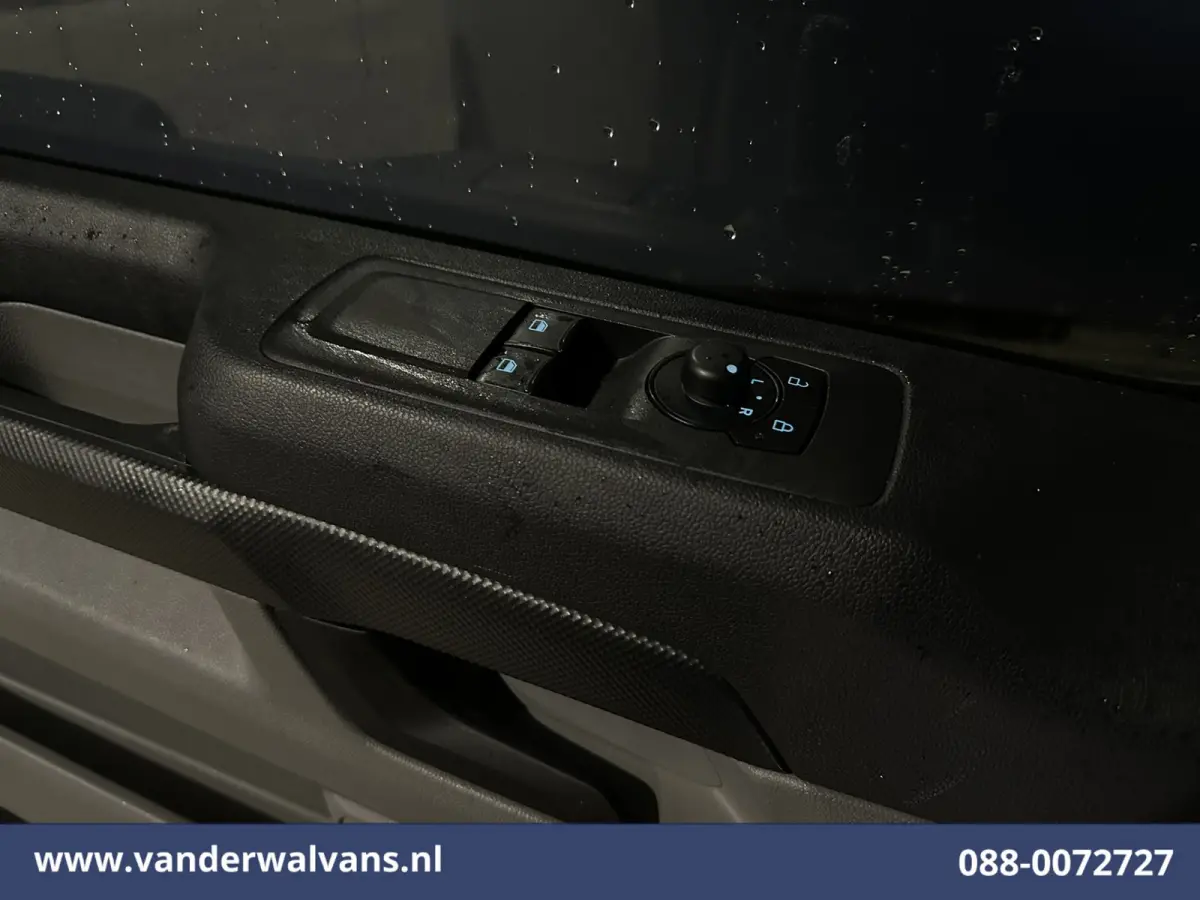 2.0 TDCI L1H1 Euro6 Airco | Camera | Apple Carplay | LED | Cruisecontrol Android Auto, Verwarmde voorruit, Parkeersensoren, Bijrijdersbank